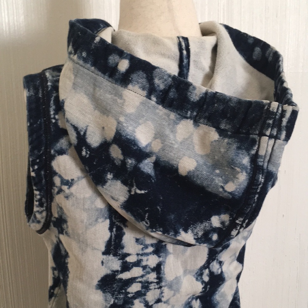 NEW True Religion Tie Dye hooded vest XS - Picture 7 of 11